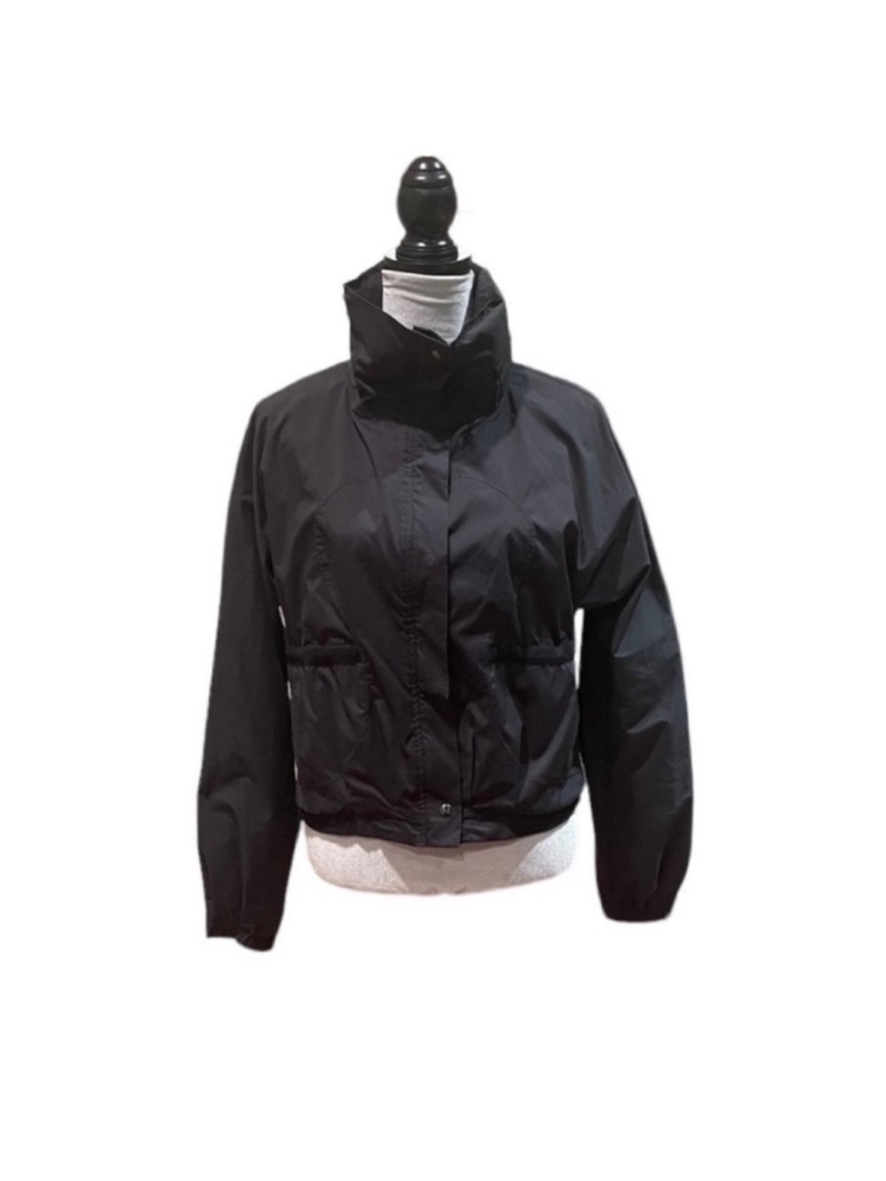 Lululemon yoga athletic yoga black hooded post workout gorpcore jacket size 6